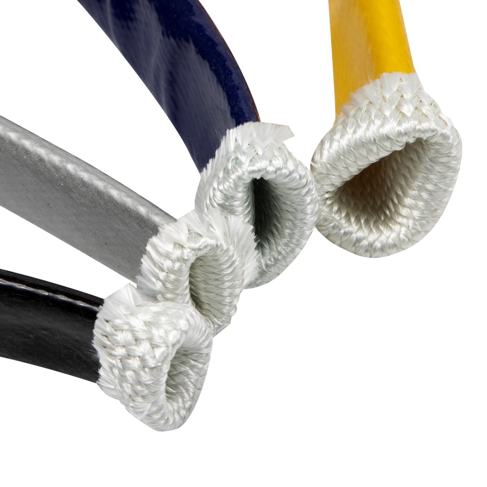 Otomotiv Uygulamaları: Kablolar, Hortumlar ve Yağ Hatları için Siyah Silikon Kaplı Isı Koruma Kılıfı